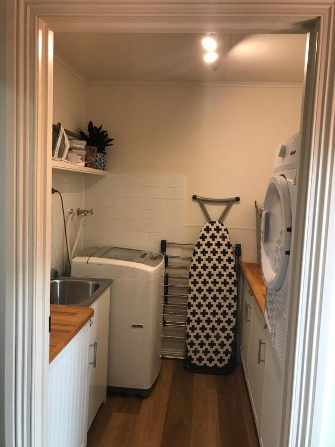 Silwood Apartment Fully Self Contained With Kitchen And Laundry デボンポート エクステリア 写真